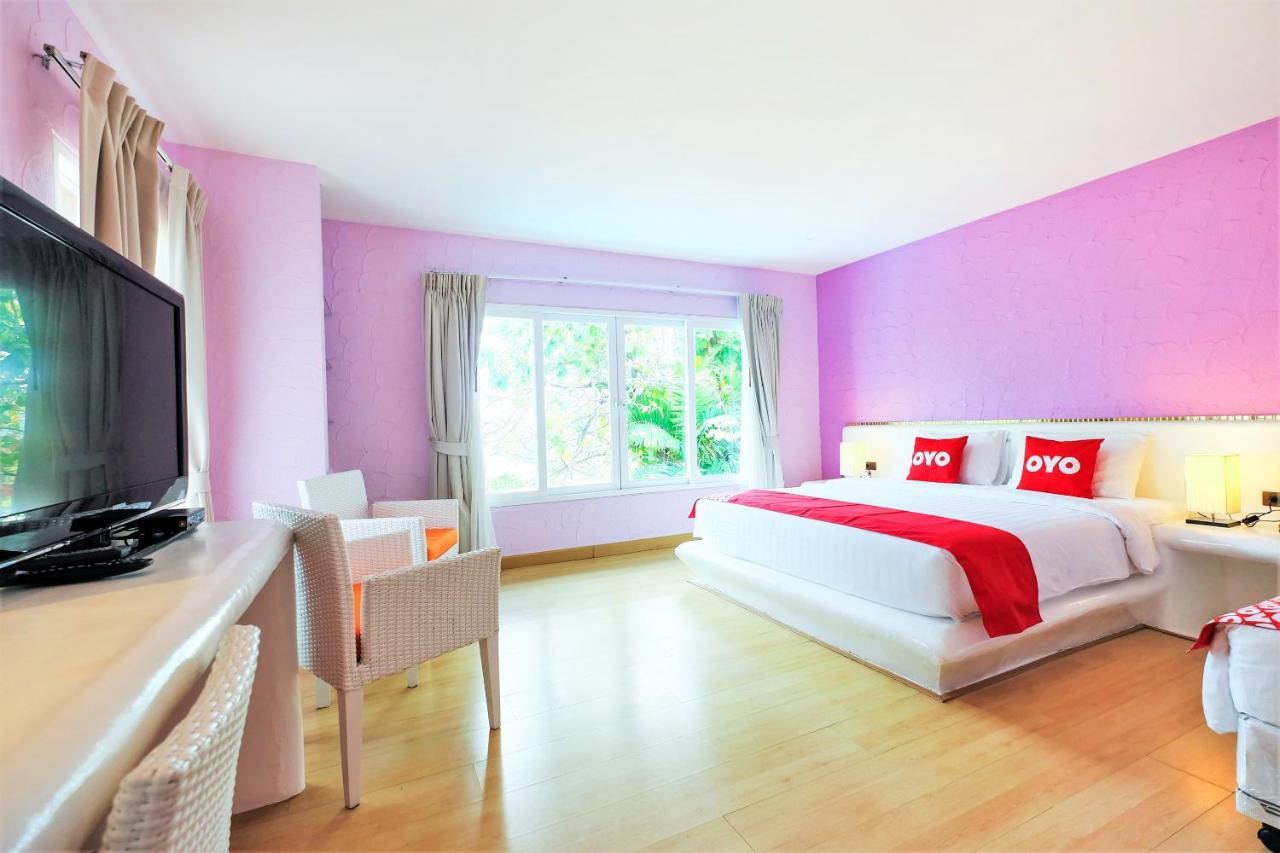 Oyo 626 The Chalet Phuket Resort Panwa Beach Exterior foto