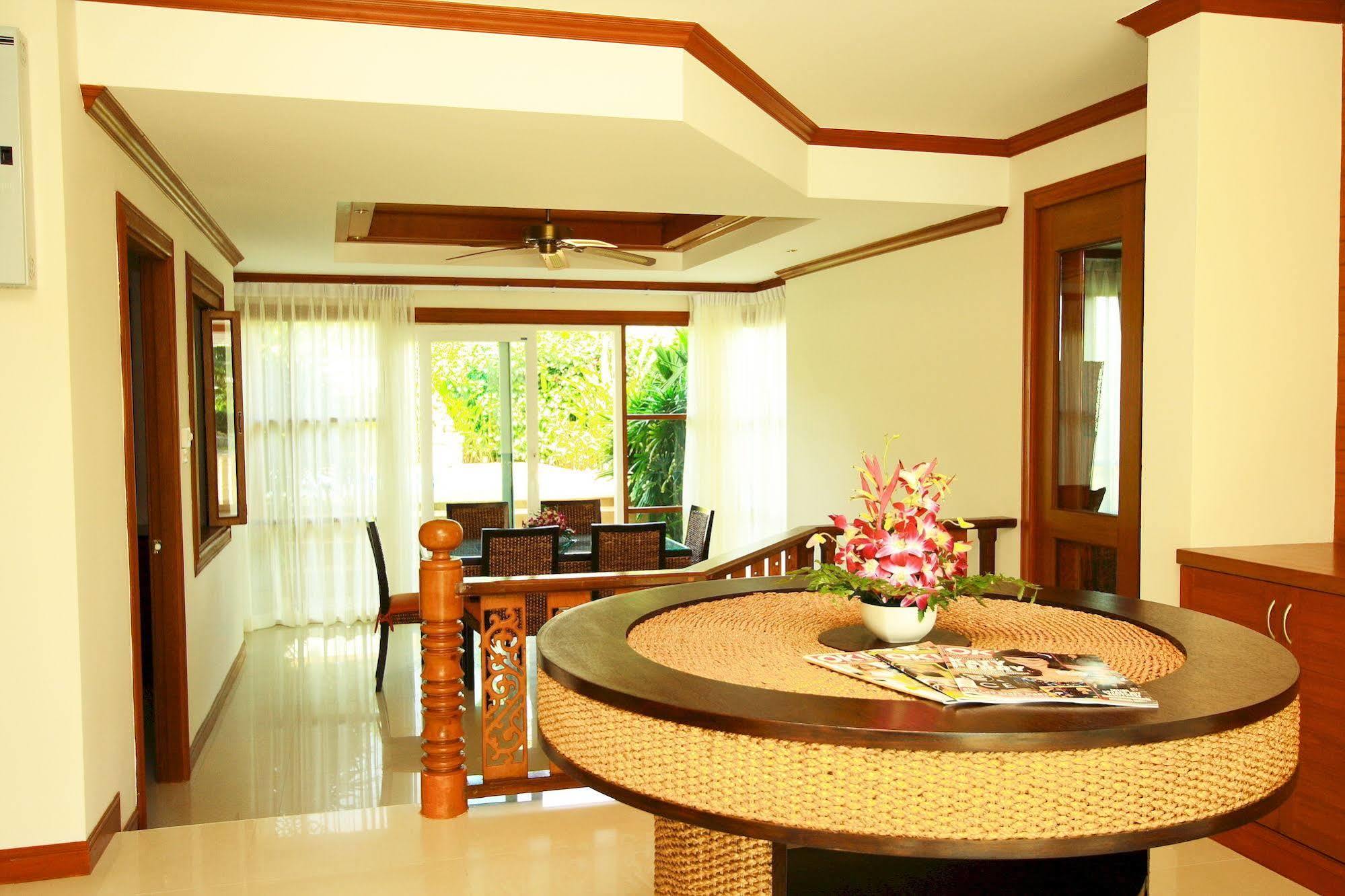 Oyo 626 The Chalet Phuket Resort Panwa Beach Exterior foto